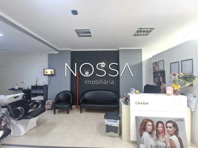 Loja para Venda em Massamá e Monte Abraão Foto 8