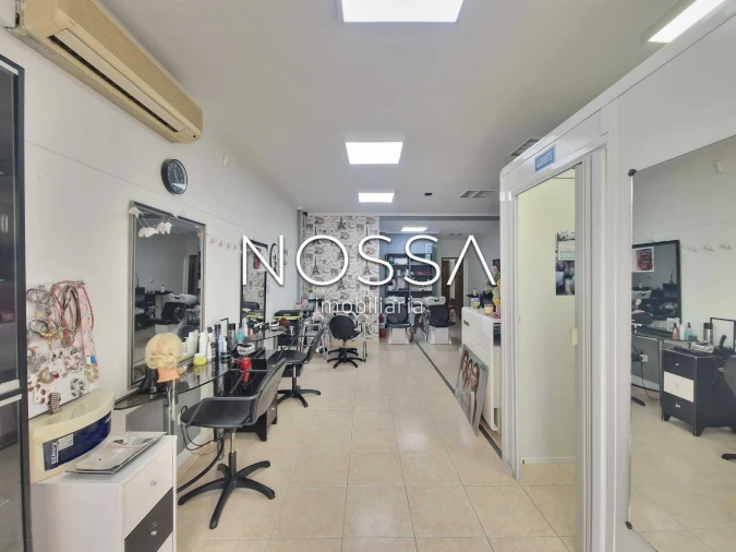 Loja para Venda em Massamá e Monte Abraão