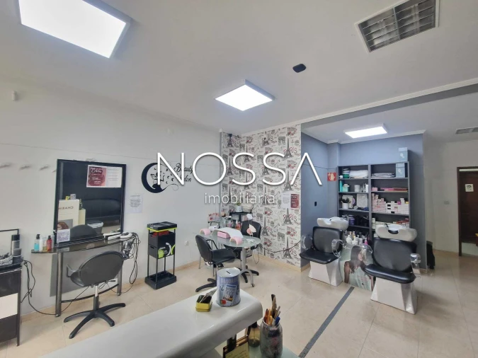 Loja para Venda em Massamá e Monte Abraão Foto 9