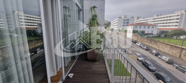 Apartamento T4 para Venda em Santa Marinha e São Pedro da Afurada