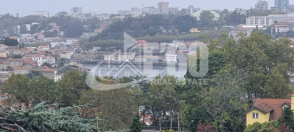 Apartamento T4 para Venda em Santa Marinha e São Pedro da Afurada Foto 3