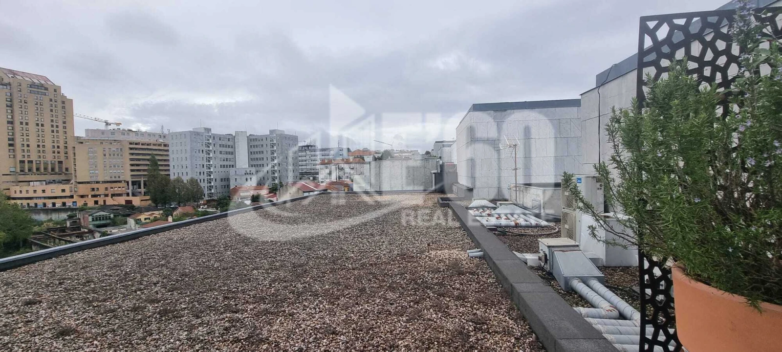 Apartamento T4 para Venda em Santa Marinha e São Pedro da Afurada Foto 4