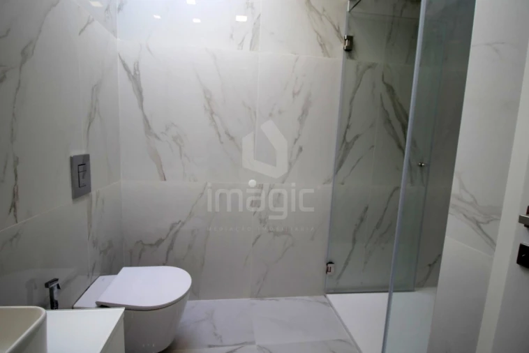 Moradia T4 para Venda em Loures Foto 23