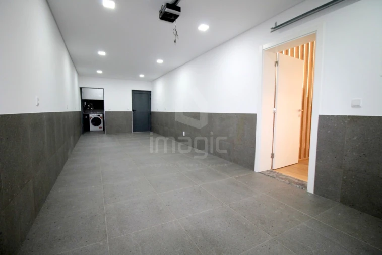 Moradia T4 para Venda em Loures Foto 12