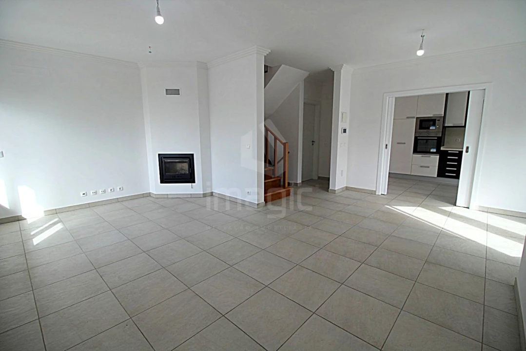 Moradia T3 para Venda em Ericeira Foto 3