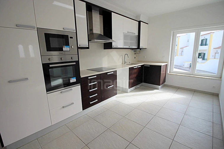 Moradia T3 para Venda em Ericeira Foto 2