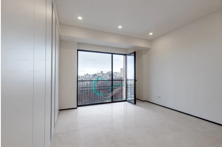 Apartamento T4 para Venda em Cedofeita, Santo Ildefonso, Sé, Miragaia, São Nicolau e Vitória Foto 2