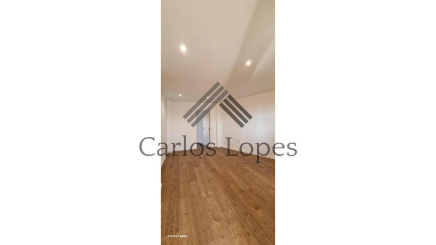 Apartamento T1 para Venda em Condeixa-A-Velha e Condeixa-A-Nova Foto 4