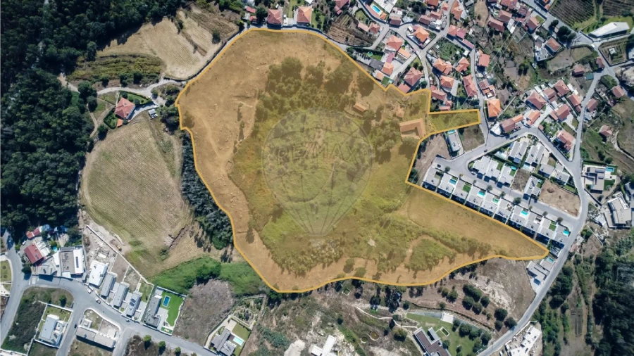 Quinta T0 para Venda em Joane Foto 3