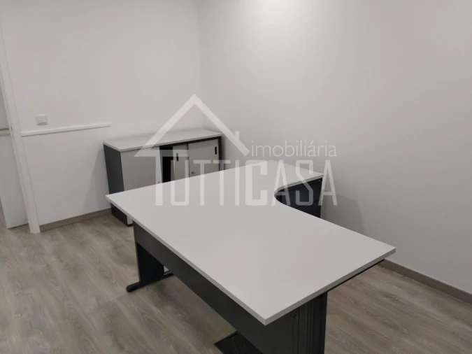 Armazém para Venda em Malveira e São Miguel de Alcainça Foto 8