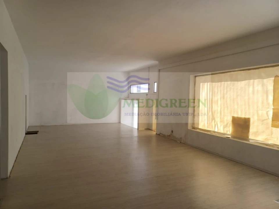 Loja para Arrendamento em Sever do Vouga Foto 4