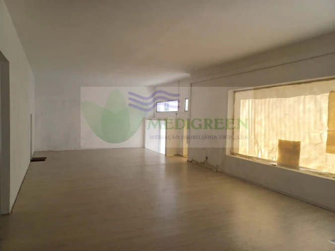 Loja para Arrendamento em Sever do Vouga Foto 4