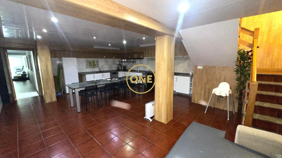 Moradia T5 para Venda em Rio Mau e Arcos Foto 8