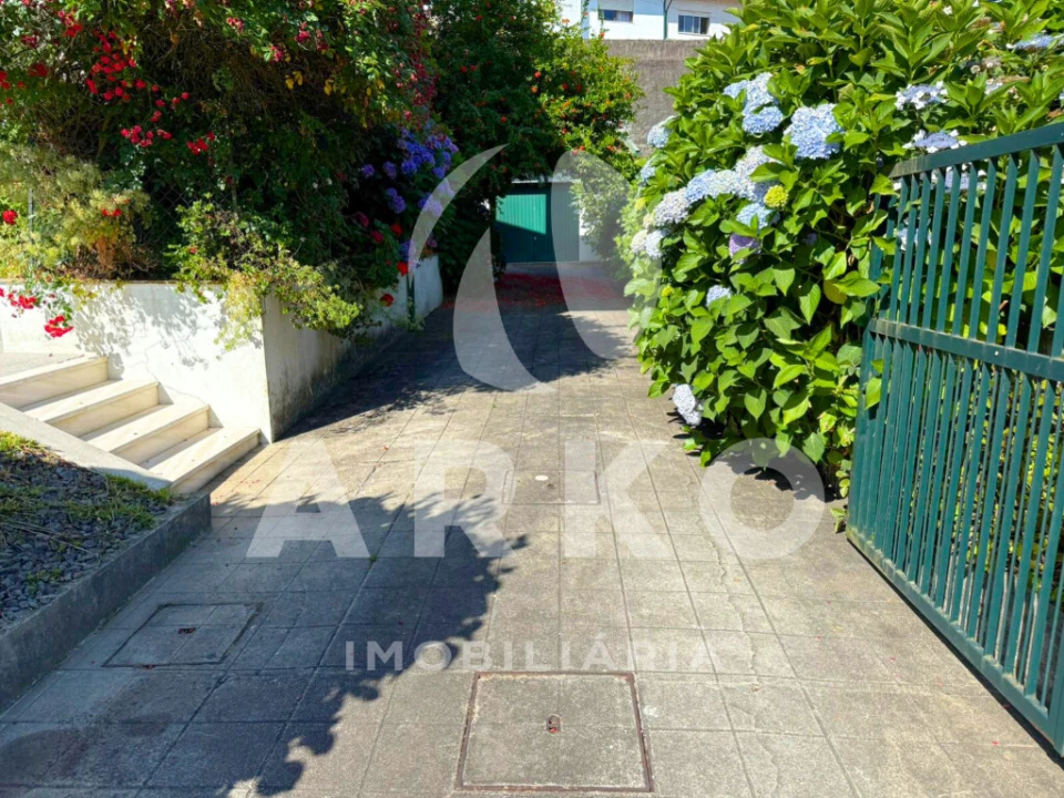 Moradia T3 para Venda em Santo Tirso, Couto (Santa Cristina e São Miguel) e Burgães Foto 5