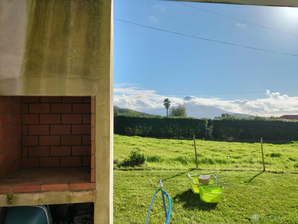 Moradia T3 para Venda em Feteira Foto 14