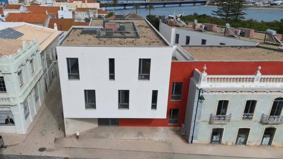 Apartamento T1 para Venda em Alvor Foto 3