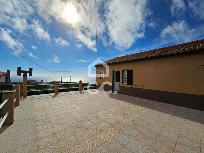 Moradia T4 para Venda em Ginetes Foto 19