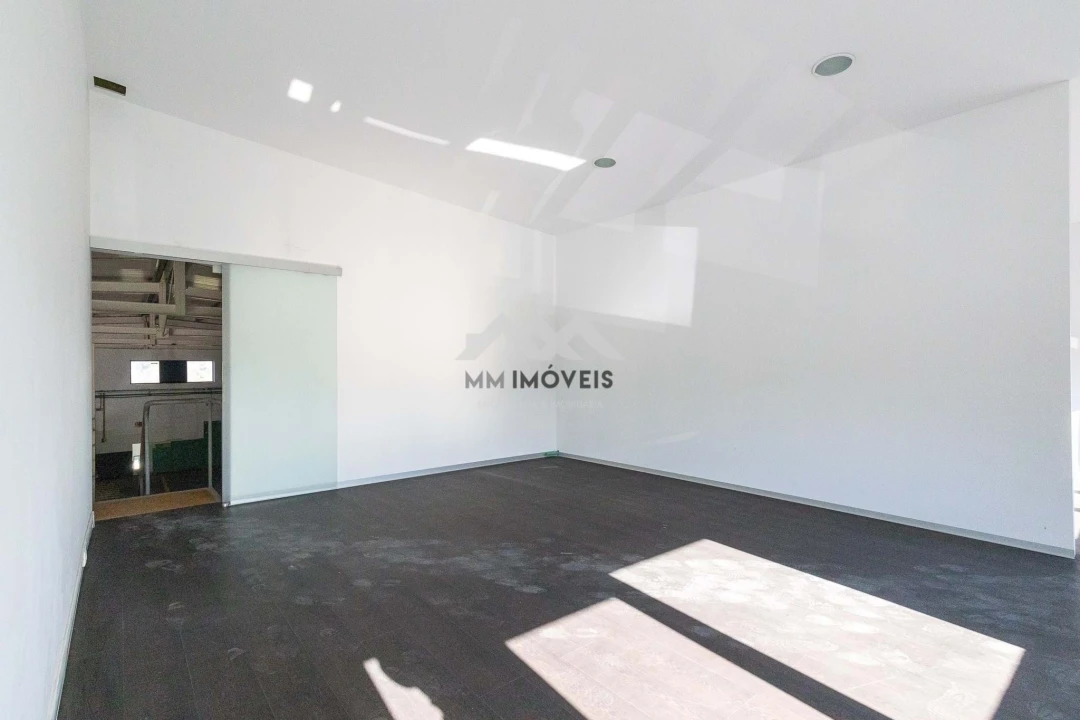 Armazém para Venda em Ermesinde Foto 13