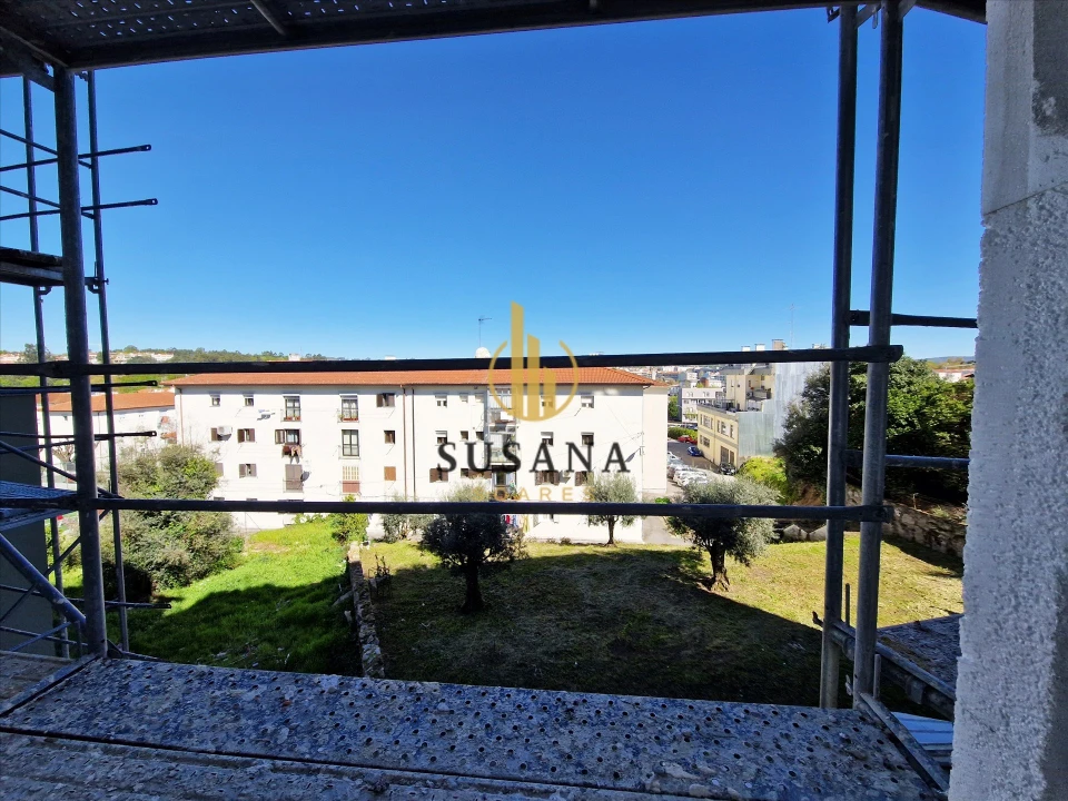 Apartamento T0 para Venda em Viseu Foto 34