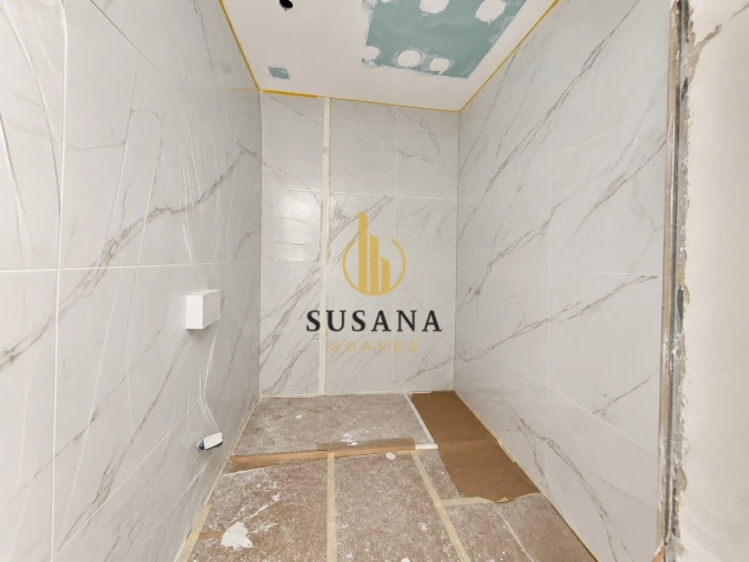 Apartamento T0 para Venda em Viseu Foto 7