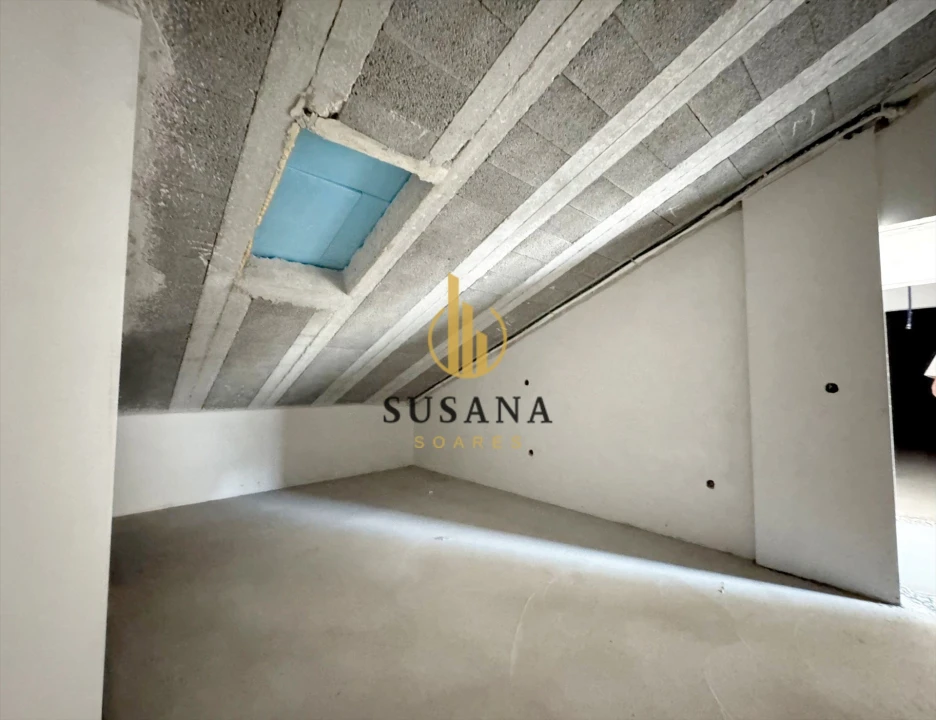 Apartamento T0 para Venda em Viseu Foto 24