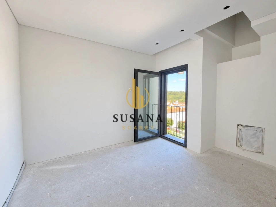 Apartamento T0 para Venda em Viseu Foto 4
