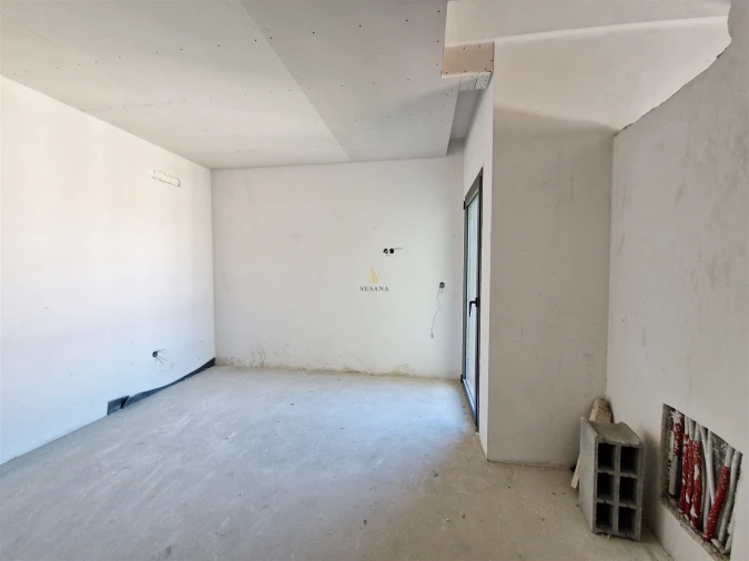 Apartamento T0 para Venda em Viseu Foto 9