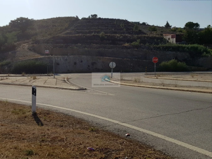 Terreno para Venda em Mirandela