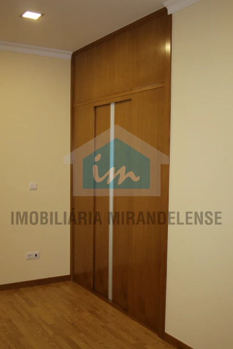 Moradia T3 para Venda em Mirandela