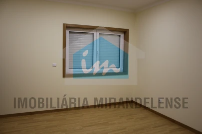 Moradia T3 para Venda em Mirandela