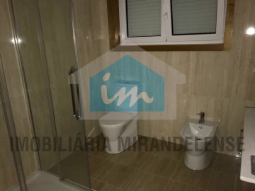 Moradia T3 para Venda em Mirandela