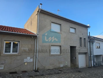 Moradia T3 para Venda em Mirandela