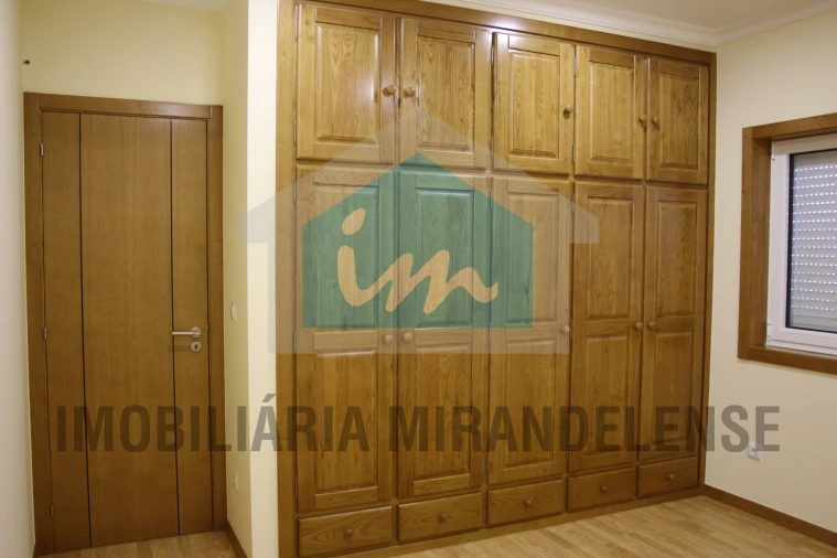 Moradia T3 para Venda em Mirandela Foto 26