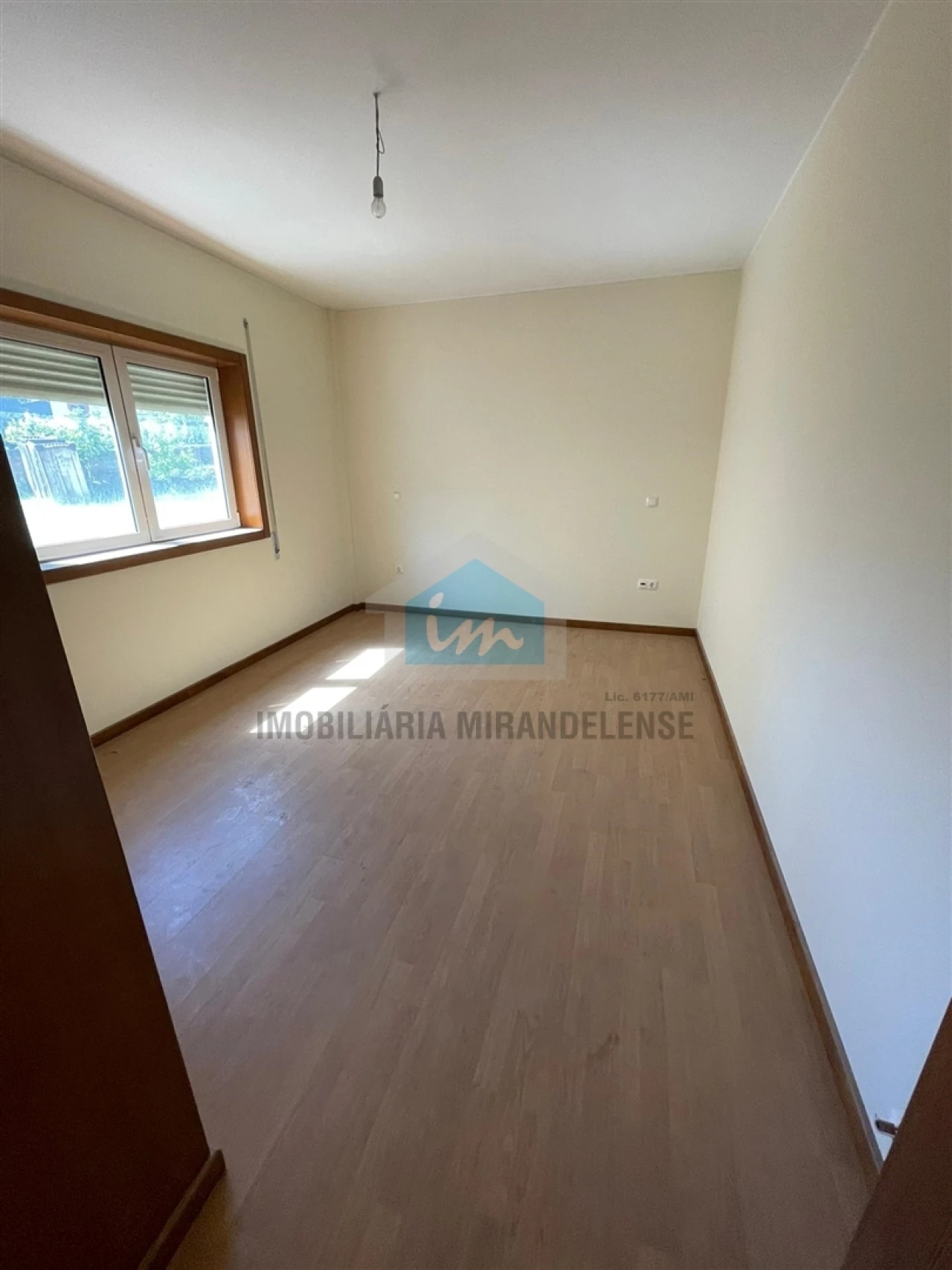 Apartamento T2 para Venda em Vinhais Foto 4