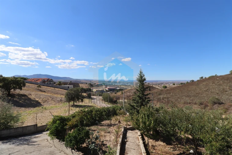 Moradia T6 para Venda em São Salvador Foto 34