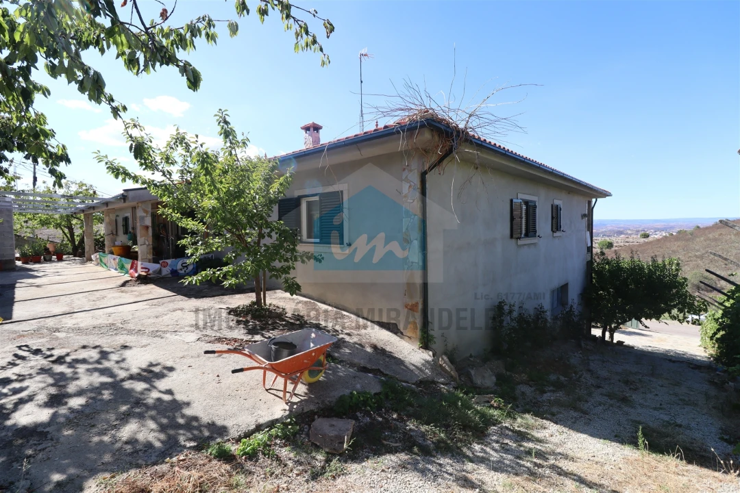 Moradia T6 para Venda em São Salvador Foto 39