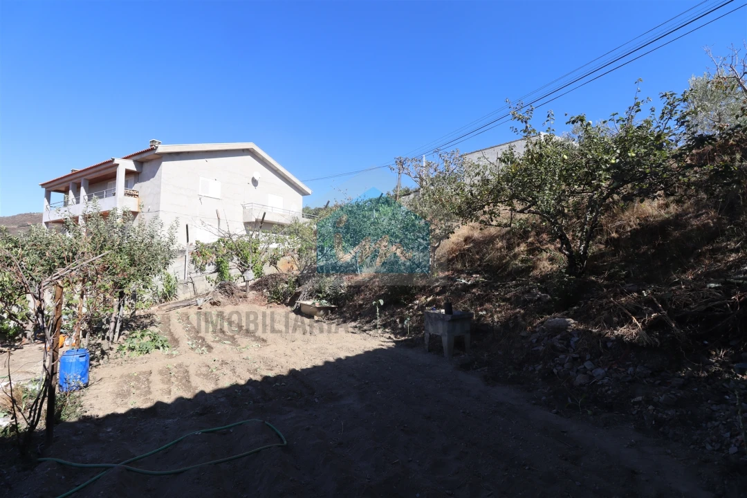 Moradia T6 para Venda em São Salvador Foto 22