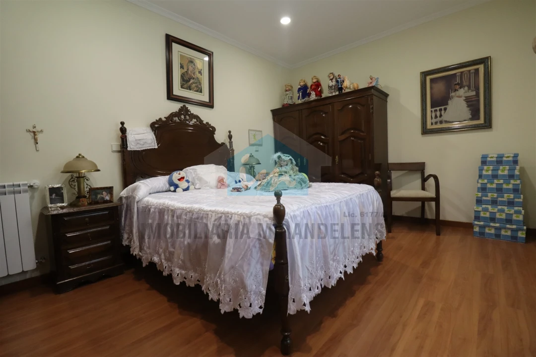 Moradia T6 para Venda em São Salvador Foto 15