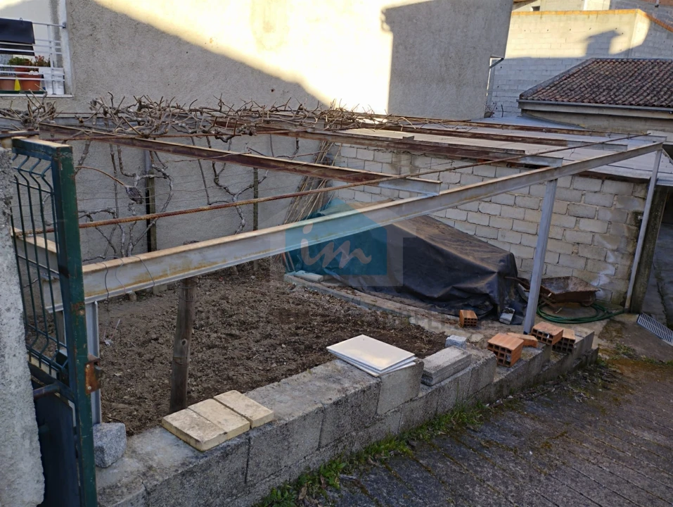 Terreno para Venda em Mirandela Foto 5