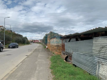 Terreno para Venda em Mirandela