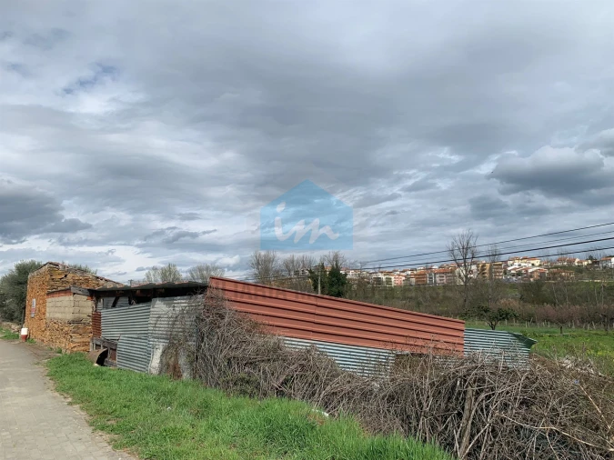 Terreno para Venda em Mirandela Foto 3