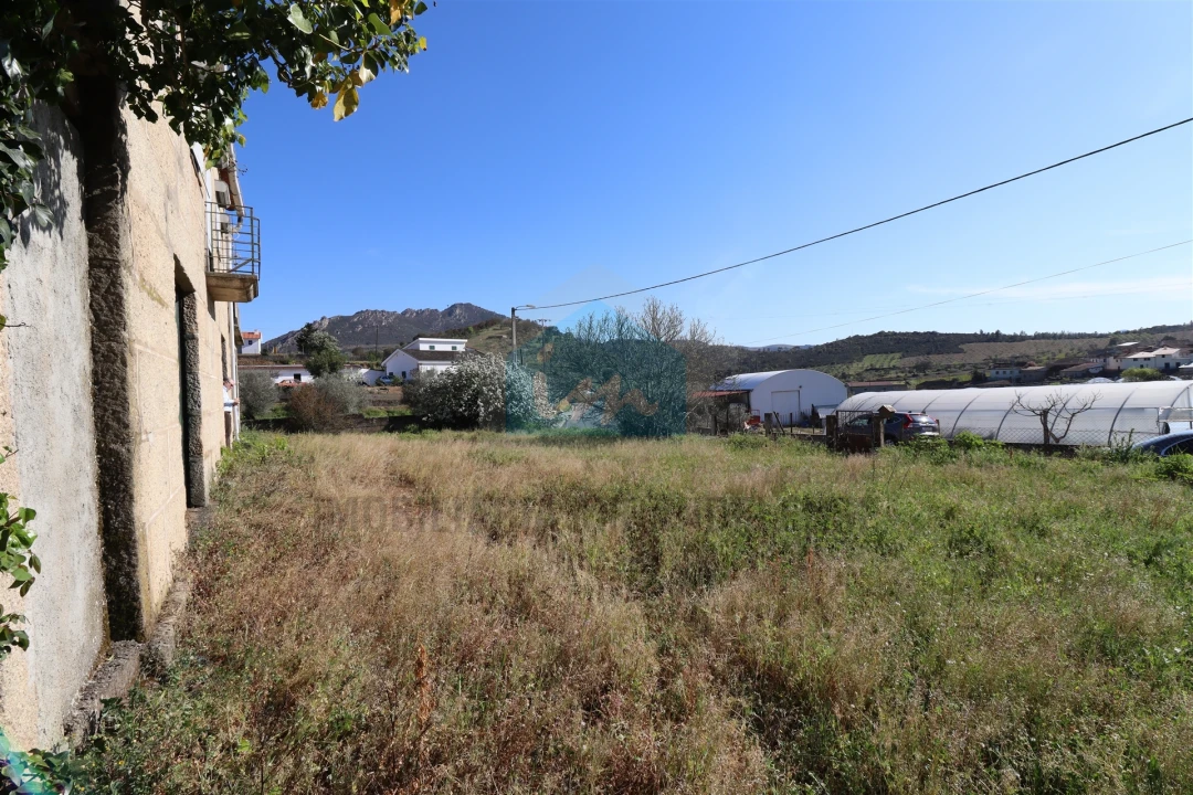 Moradia T5 para Venda em Barcel, Marmelos e Valverde da Gestosa Foto 4