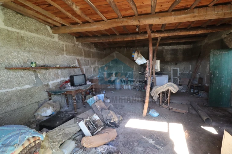 Moradia T5 para Venda em Barcel, Marmelos e Valverde da Gestosa Foto 11