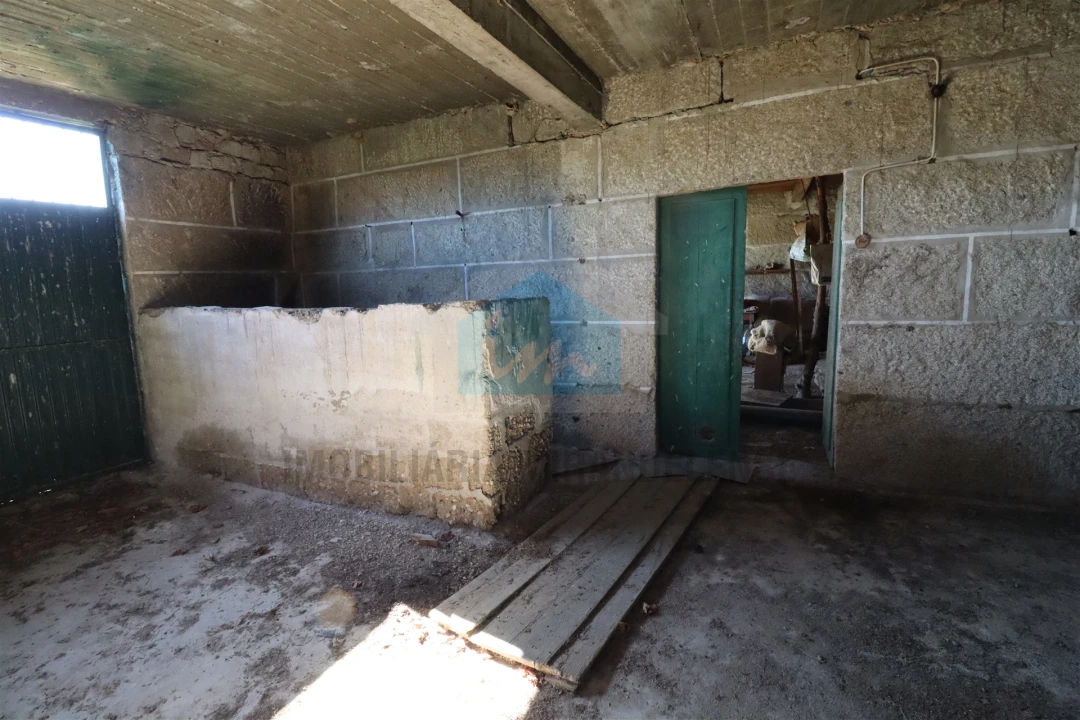 Moradia T5 para Venda em Barcel, Marmelos e Valverde da Gestosa Foto 14