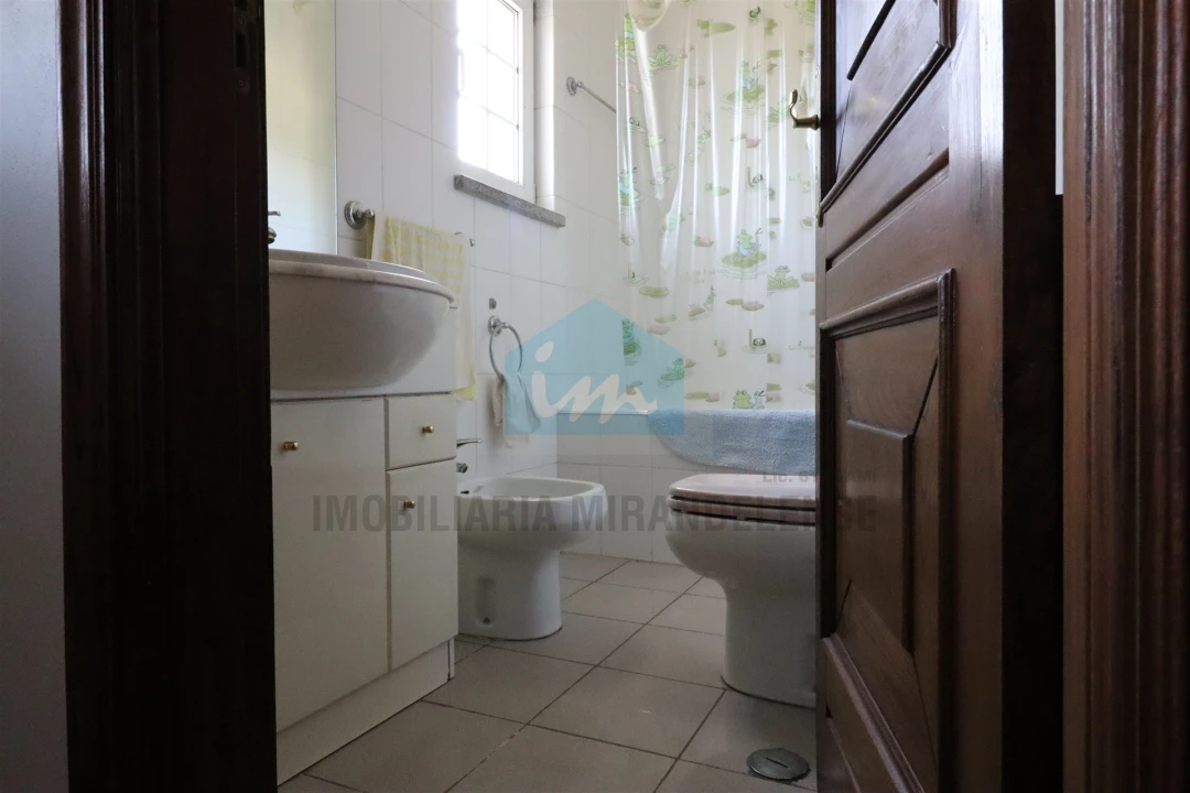 Moradia T3 para Venda em Carrazeda de Ansiães Foto 19