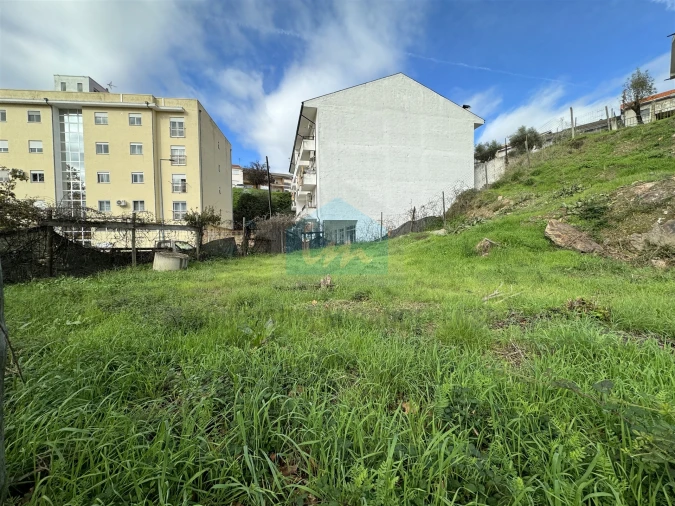 Terreno para Venda em Mirandela Foto 5