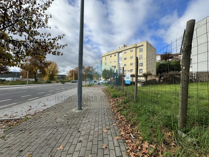 Terreno para Venda em Mirandela Foto 7