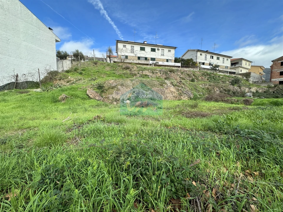 Terreno para Venda em Mirandela Foto 6
