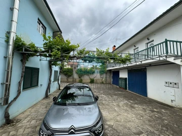 Moradia T4 para Venda em Mirandela