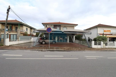 Moradia T4 para Venda em Mirandela